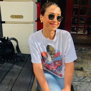 Meet your Posher, Max